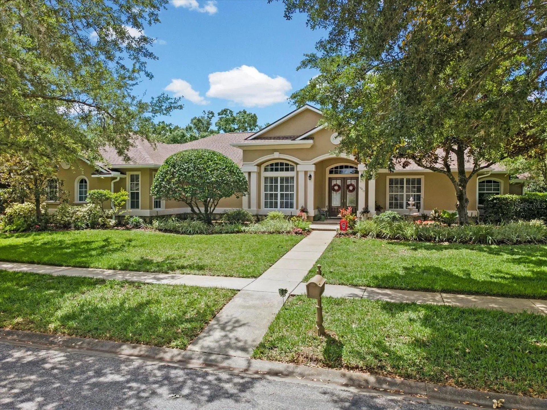 19617 Eagle Crest Drive Lutz FL 33549