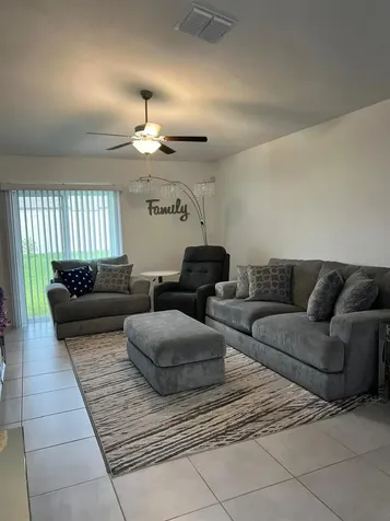 7111 Amelia Cove Court Sun City Center FL 33573