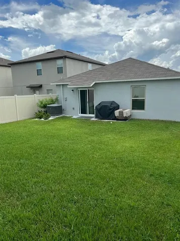7111 Amelia Cove Court Sun City Center FL 33573