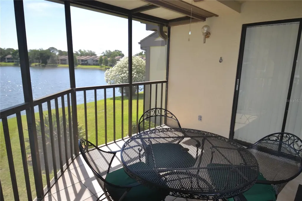 336 Woodlake Wynde Oldsmar FL 34677