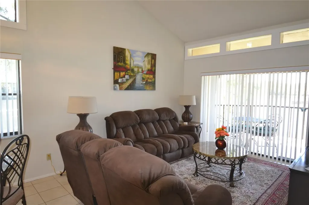336 Woodlake Wynde Oldsmar FL 34677