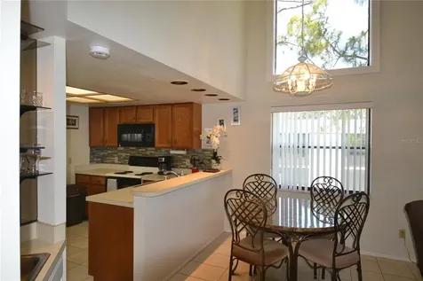 336 Woodlake Wynde Oldsmar FL 34677