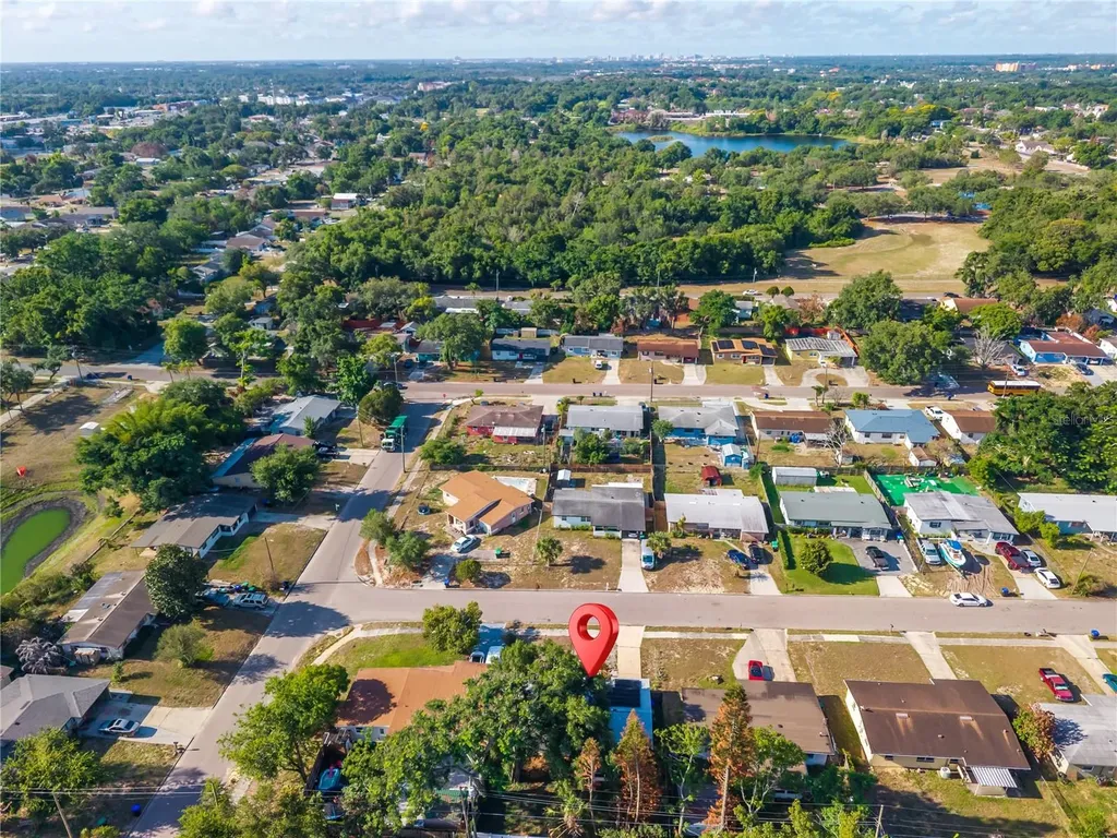 6031 W. Ridgewood Avenue Orlando FL 32835