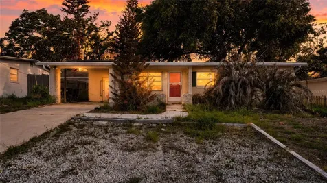6031 W. Ridgewood Avenue Orlando FL 32835
