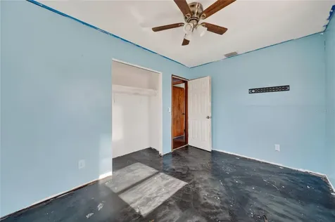 6031 W. Ridgewood Avenue Orlando FL 32835