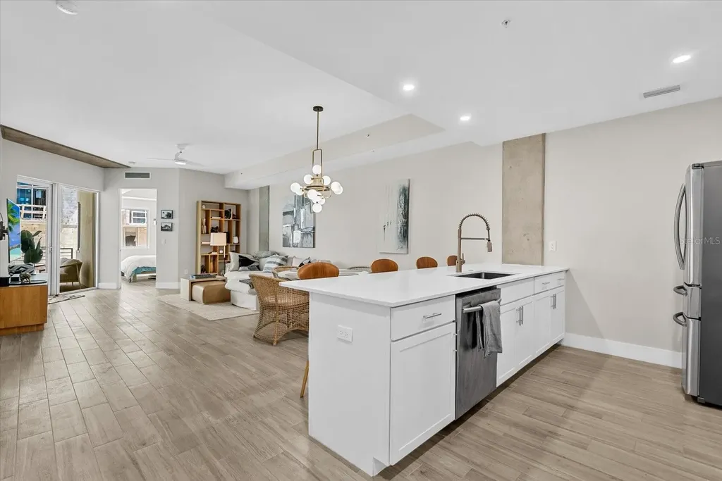 332 Cocoanut Avenue Sarasota FL 34236