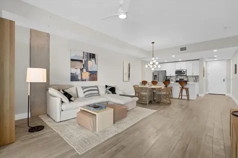 332 Cocoanut Avenue Sarasota FL 34236