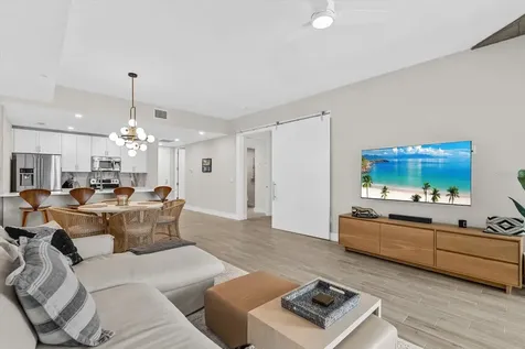 332 Cocoanut Avenue Sarasota FL 34236