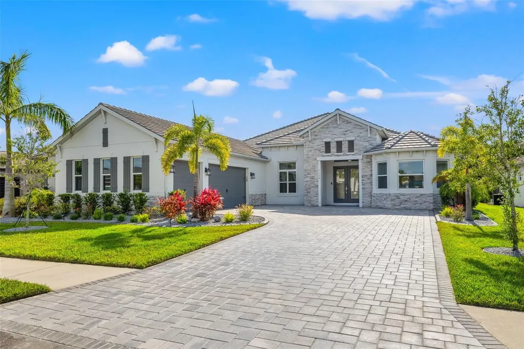 7135 Tamworth Parkway Sarasota FL 34241