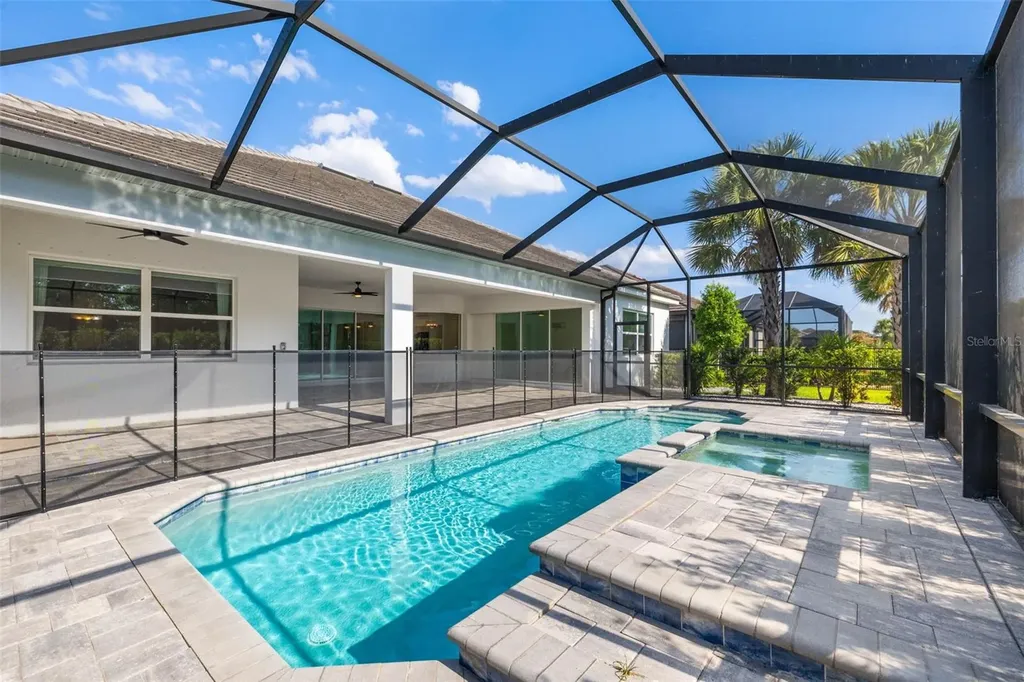 7135 Tamworth Parkway Sarasota FL 34241