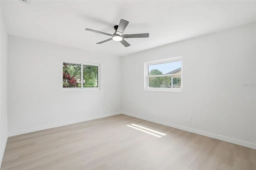 6470 26th Avenue N St Petersburg FL 33710