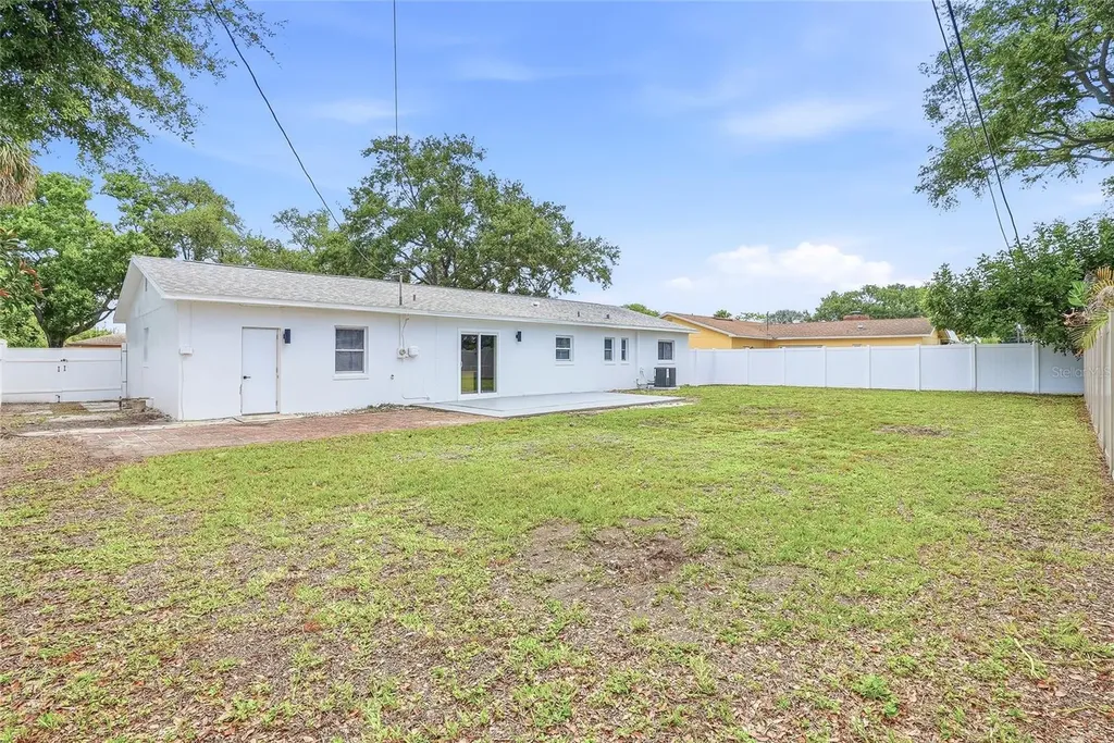 6470 26th Avenue N St Petersburg FL 33710