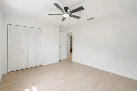 6470 26th Avenue N St Petersburg FL 33710