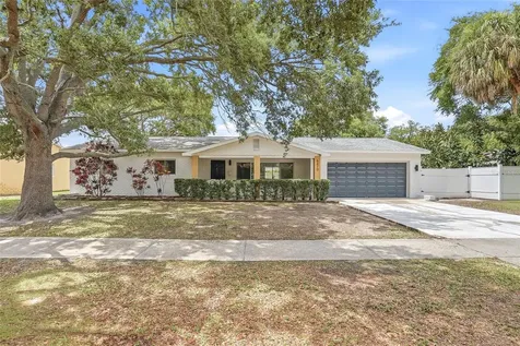 6470 26th Avenue N St Petersburg FL 33710