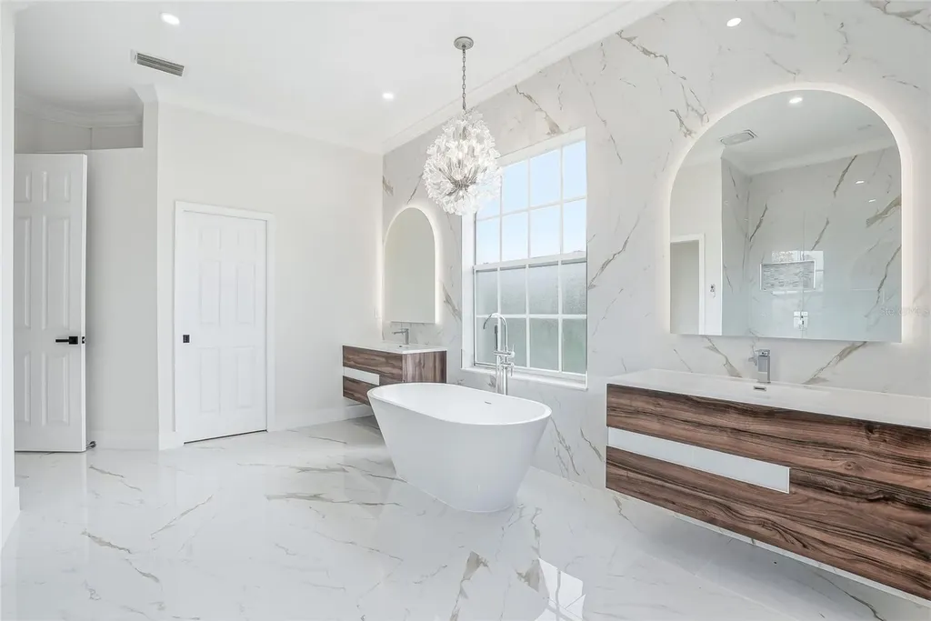 7618 Pine Valley Street Bradenton FL 34202