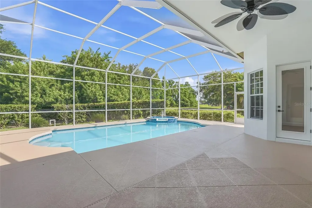 7618 Pine Valley Street Bradenton FL 34202