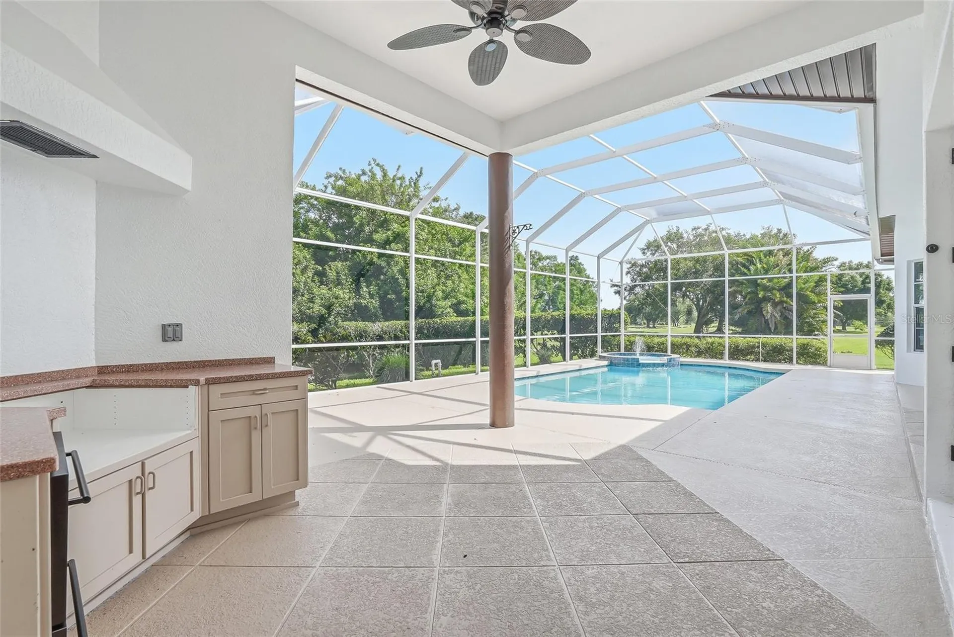 7618 Pine Valley Street Bradenton FL 34202