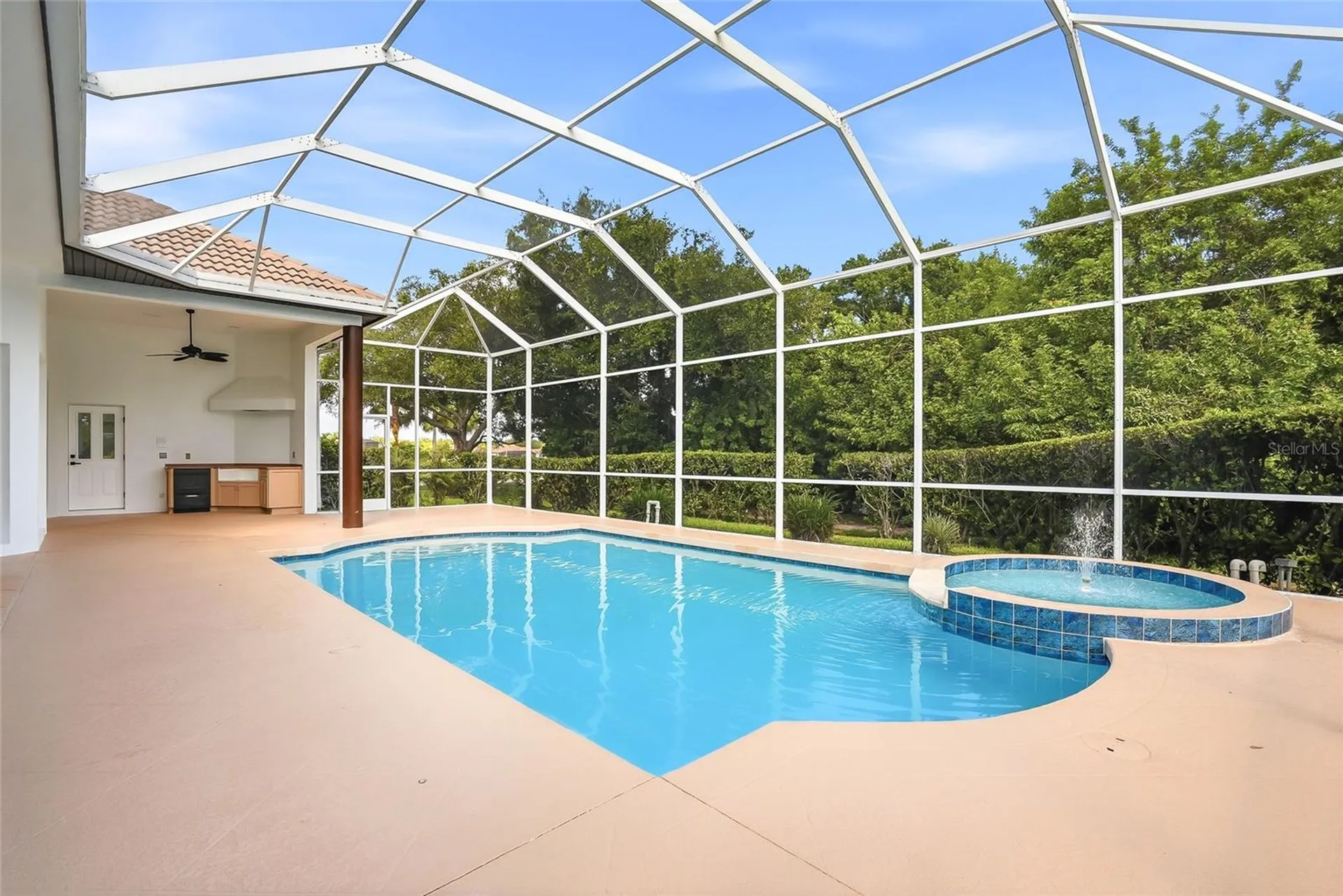 7618 Pine Valley Street Bradenton FL 34202