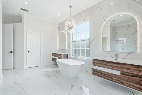 7618 Pine Valley Street Bradenton FL 34202