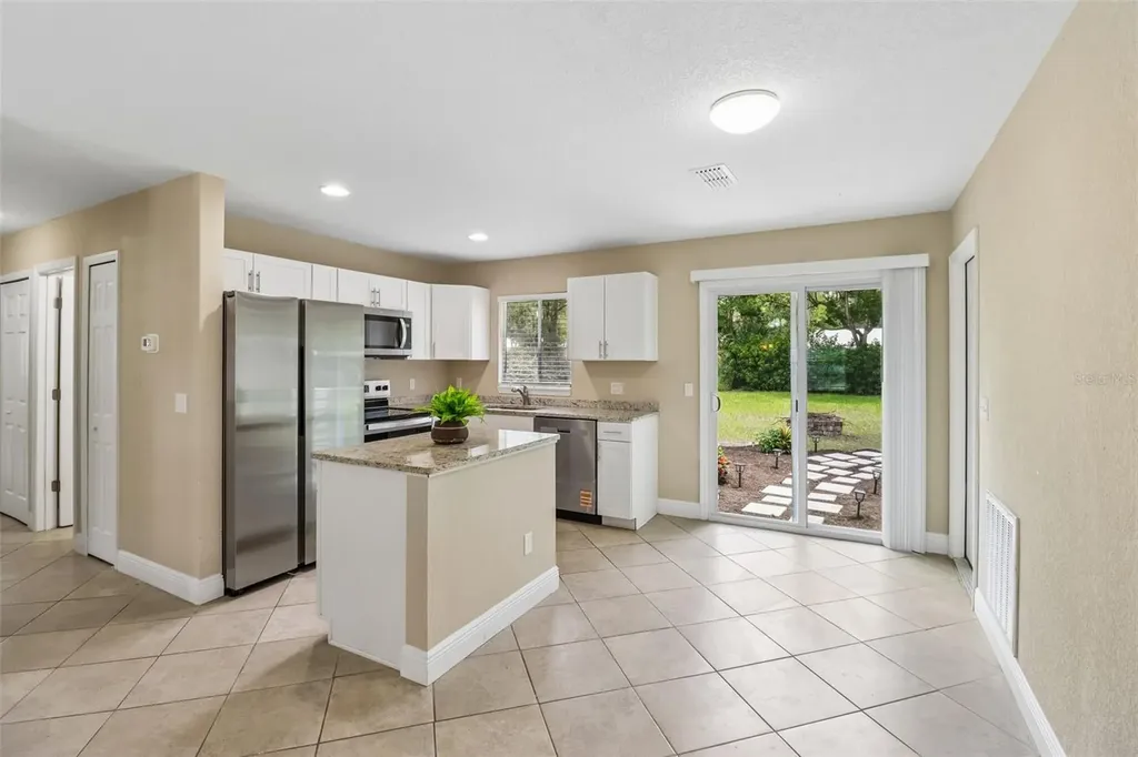 105 N Fairfax Avenue Deland FL 32724