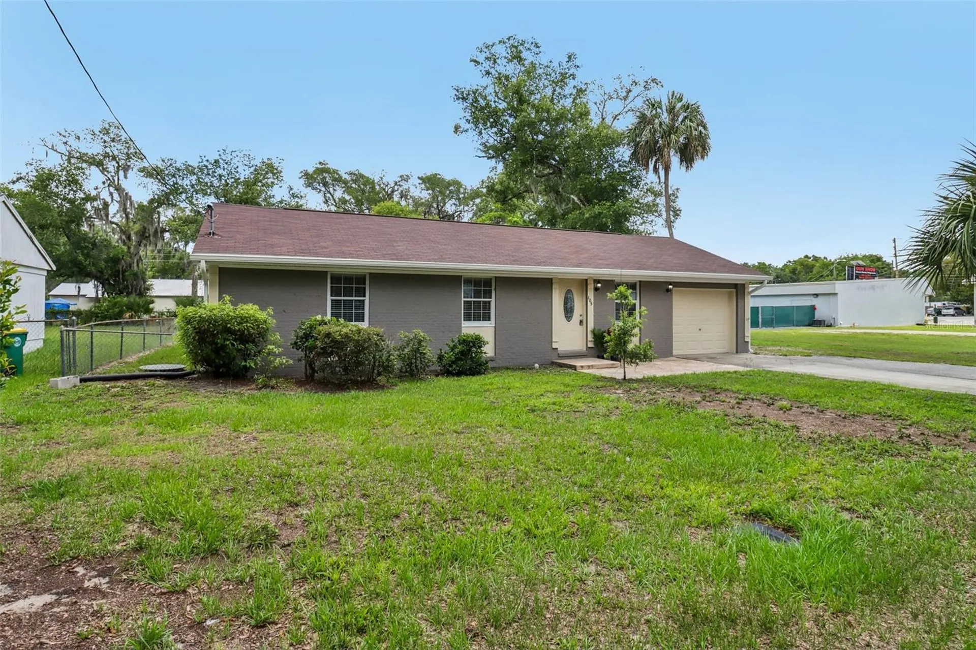 105 N Fairfax Avenue Deland FL 32724