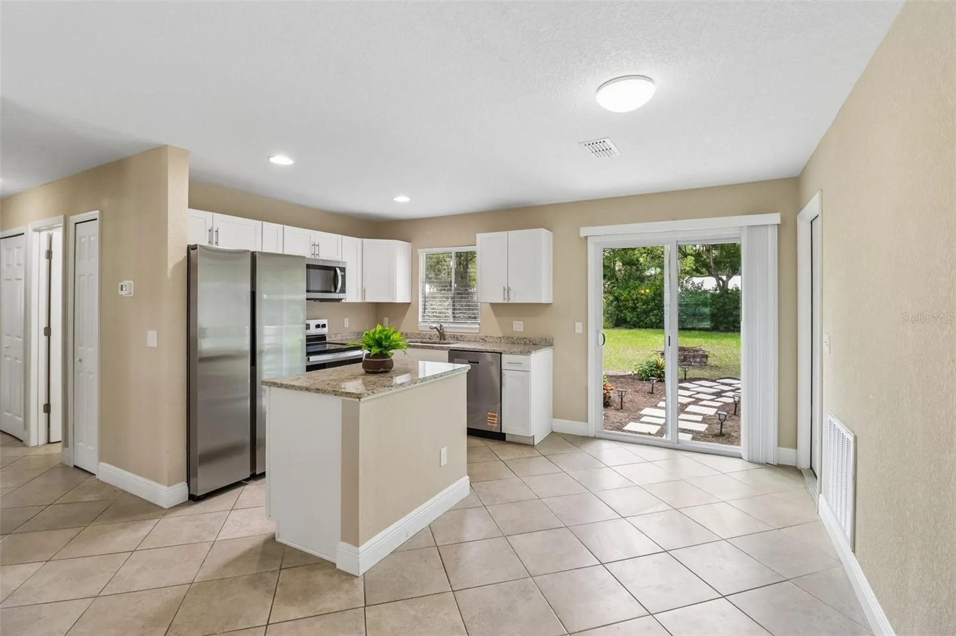 105 N Fairfax Avenue Deland FL 32724