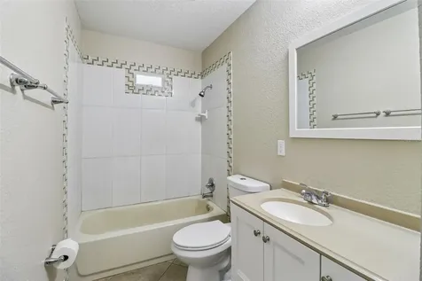 105 N Fairfax Avenue Deland FL 32724