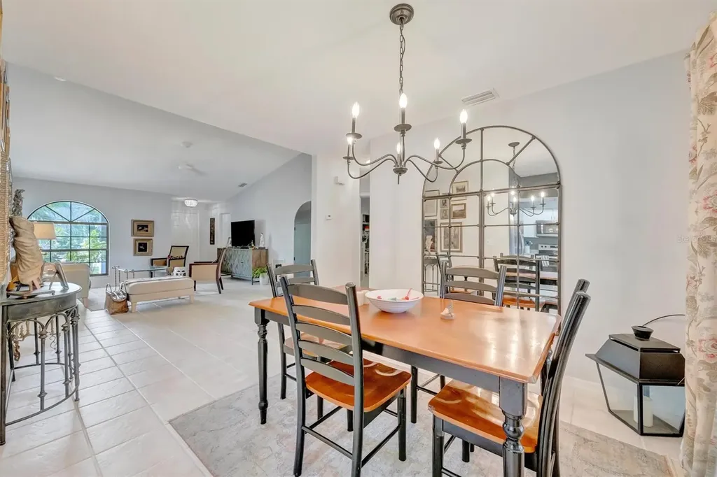 5872 Pauma Court Sarasota FL 34232