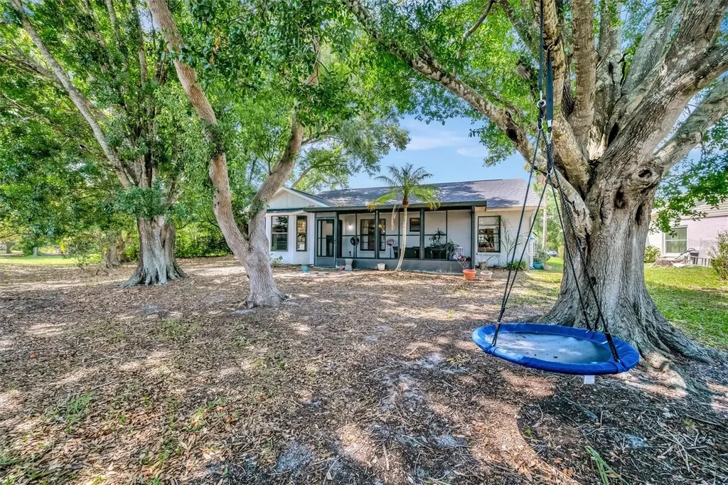 5872 Pauma Court Sarasota FL 34232