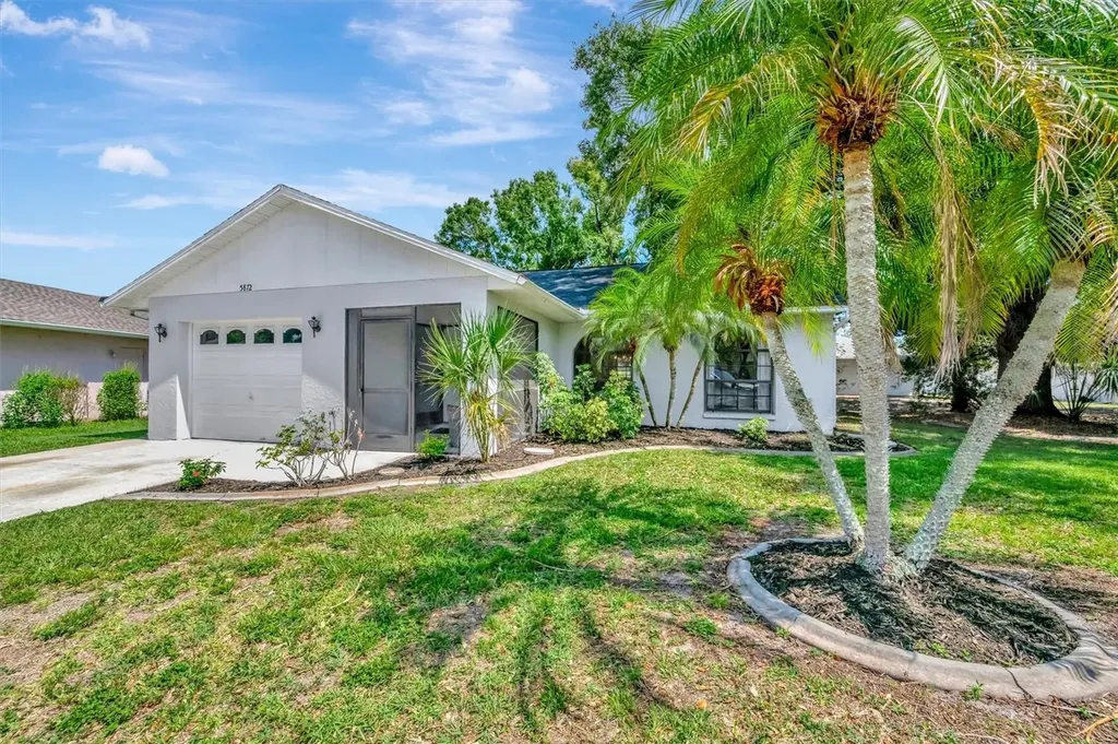 5872 Pauma Court Sarasota FL 34232