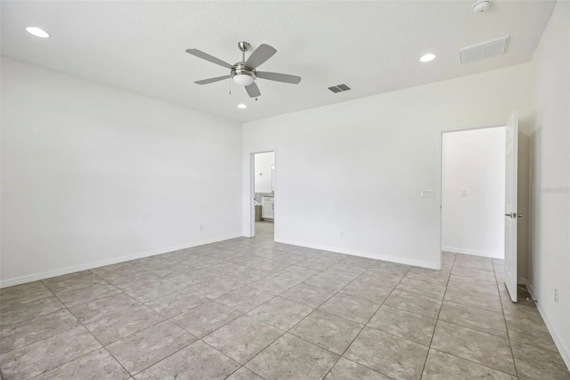 12126 Homestead Park Lane Orlando FL 32824