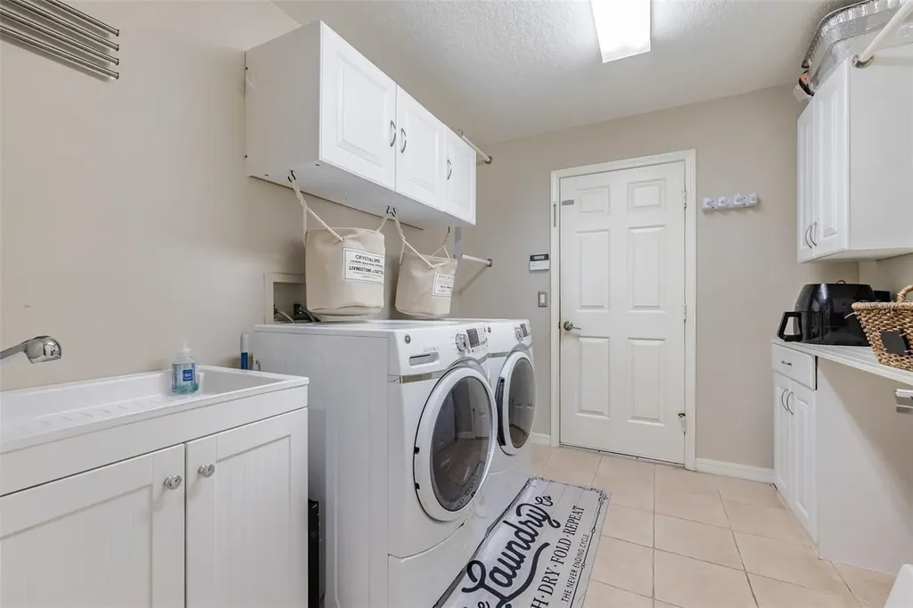 10131 Paddock Oaks Drive Riverview FL 33569