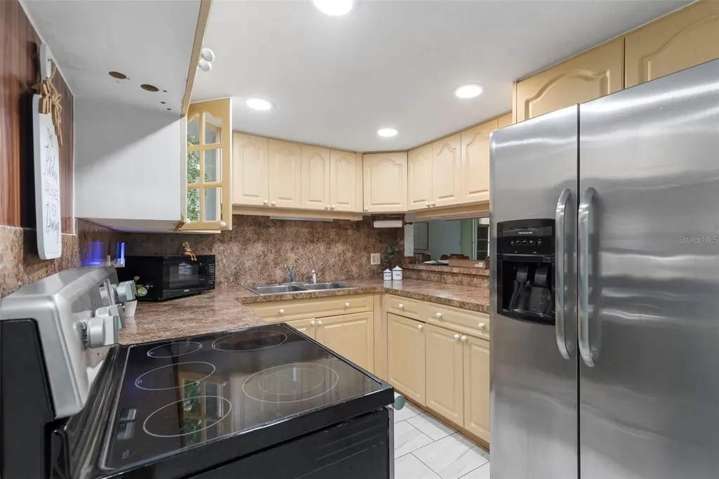 4702 Christa Court Tampa FL 33614