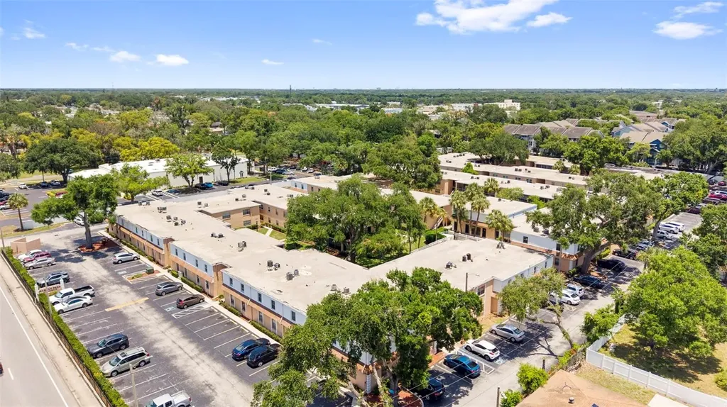 4702 Christa Court Tampa FL 33614