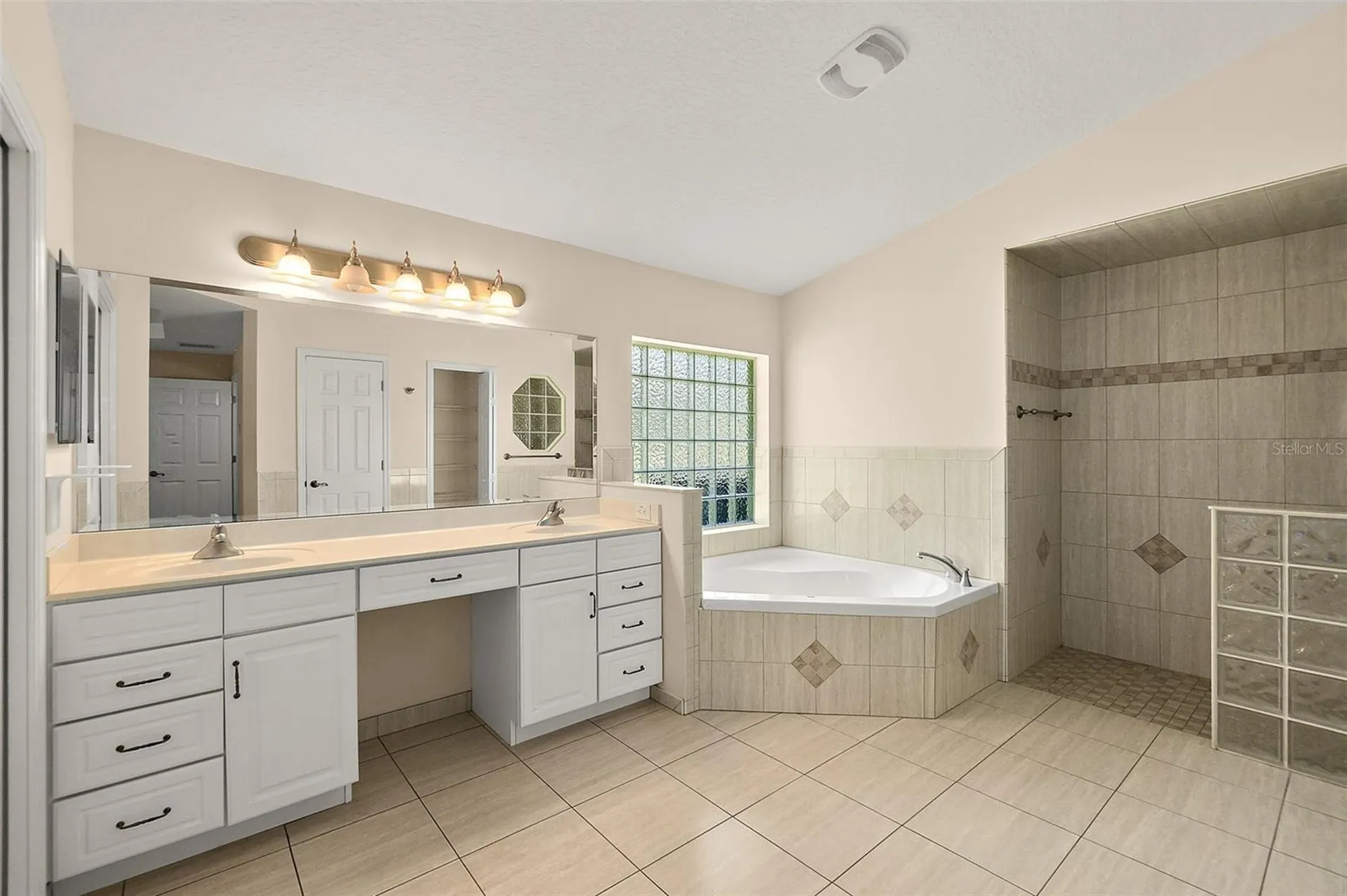 42 Bickford Drive Palm Coast FL 32137