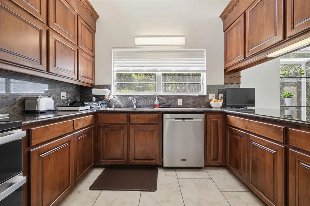 6605 NW 16th Place Gainesville FL 32605