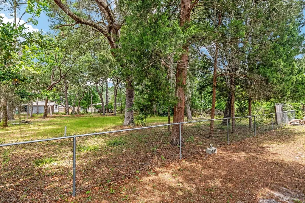 11211 NW 113th Place Chiefland FL 32626