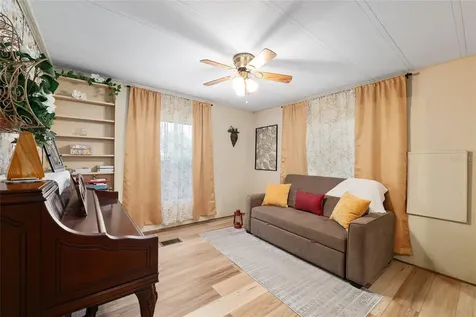 11211 NW 113th Place Chiefland FL 32626