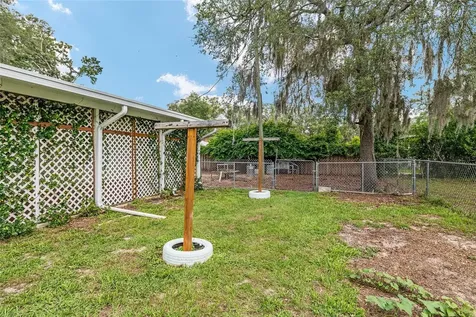11211 NW 113th Place Chiefland FL 32626