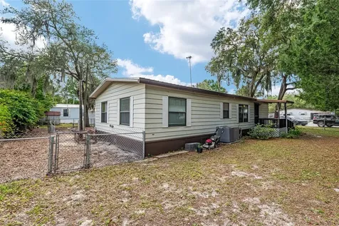 11211 NW 113th Place Chiefland FL 32626