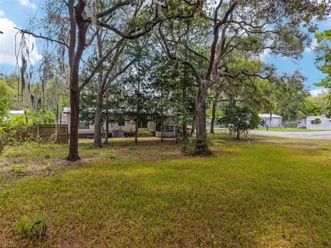 11211 NW 113th Place Chiefland FL 32626