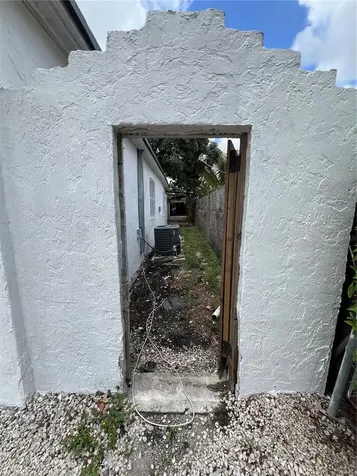 845 NW 130th Street North Miami FL 33168