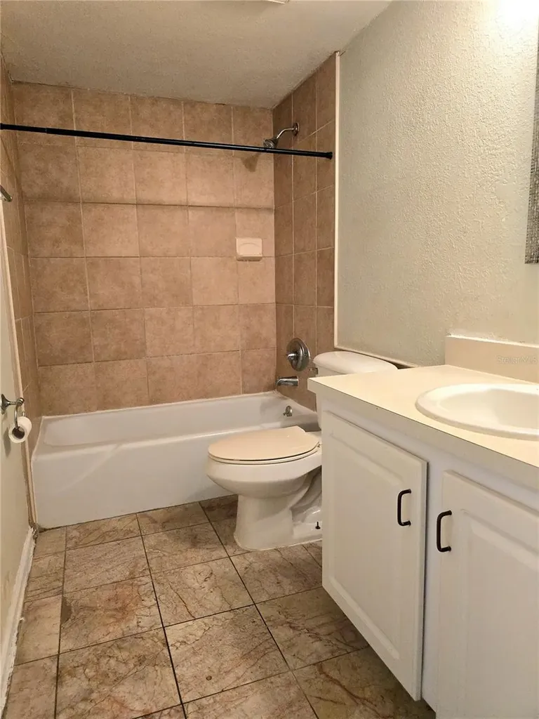 1920 E Edgewood Drive Lakeland FL 33803