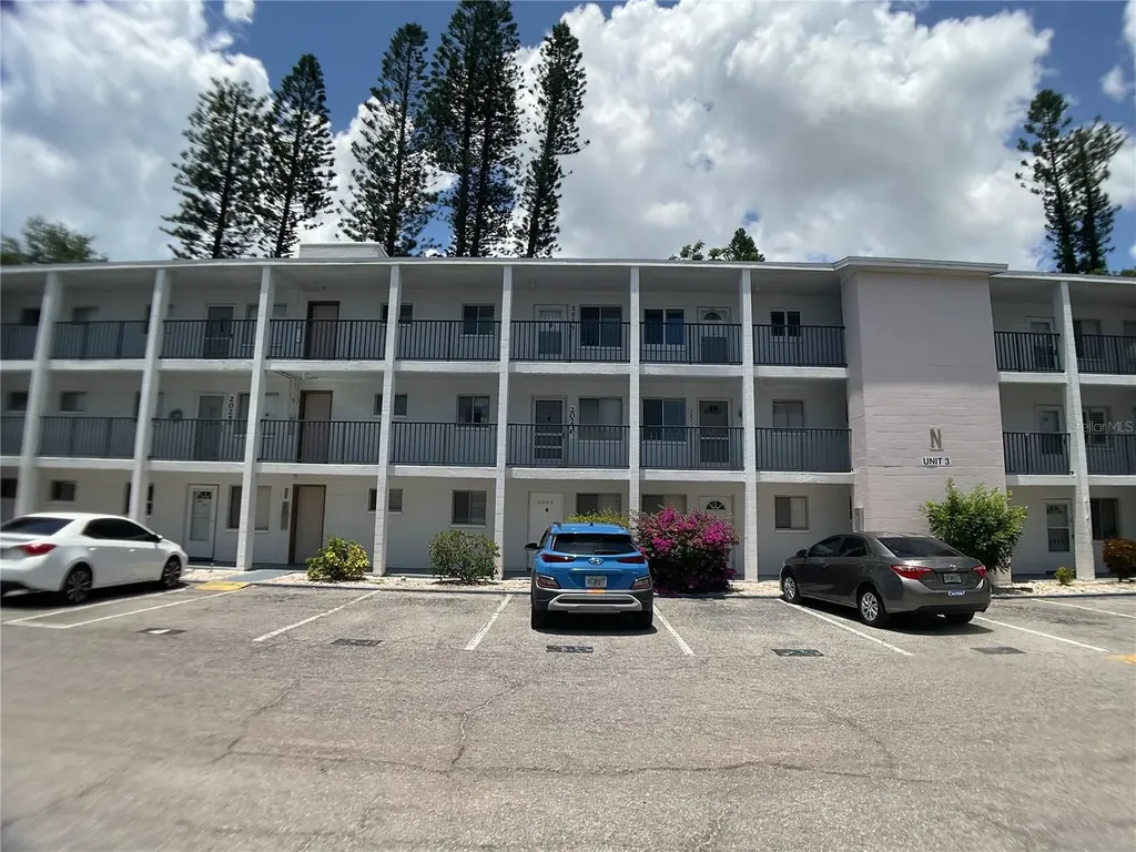 2021 Canal Drive Bradenton FL 34207