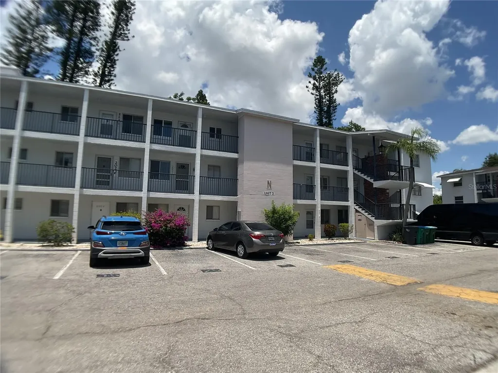 2021 Canal Drive Bradenton FL 34207