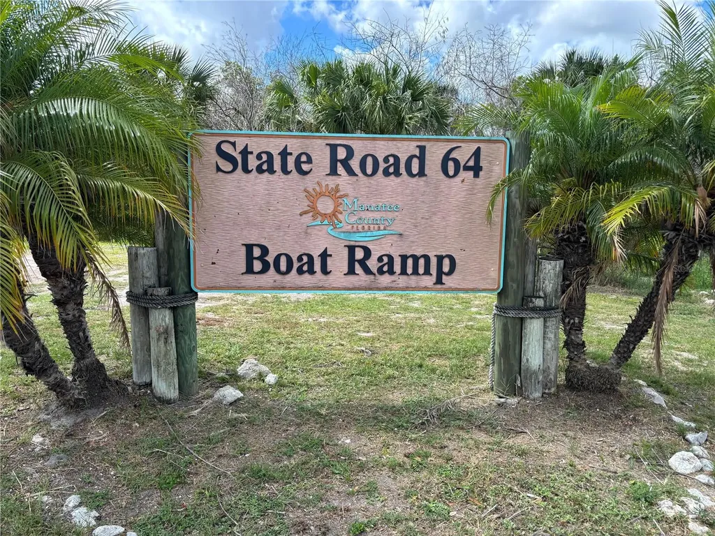 716 32nd Street Court E Bradenton FL 34208