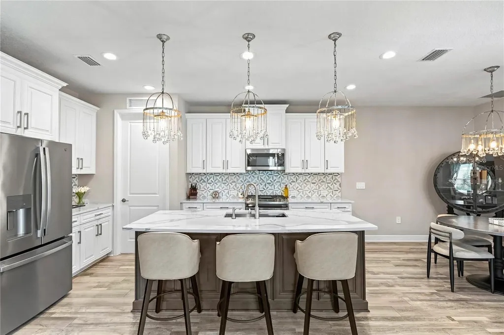 2570 Wild Cherry Path Sarasota FL 34240