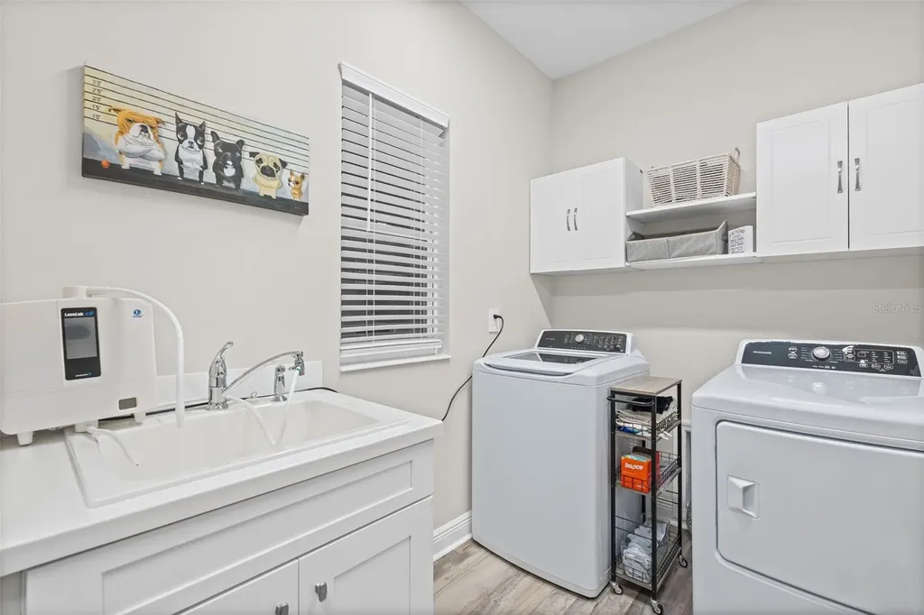 2570 Wild Cherry Path Sarasota FL 34240