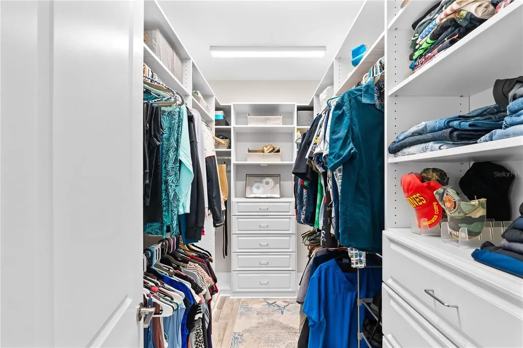 2570 Wild Cherry Path Sarasota FL 34240