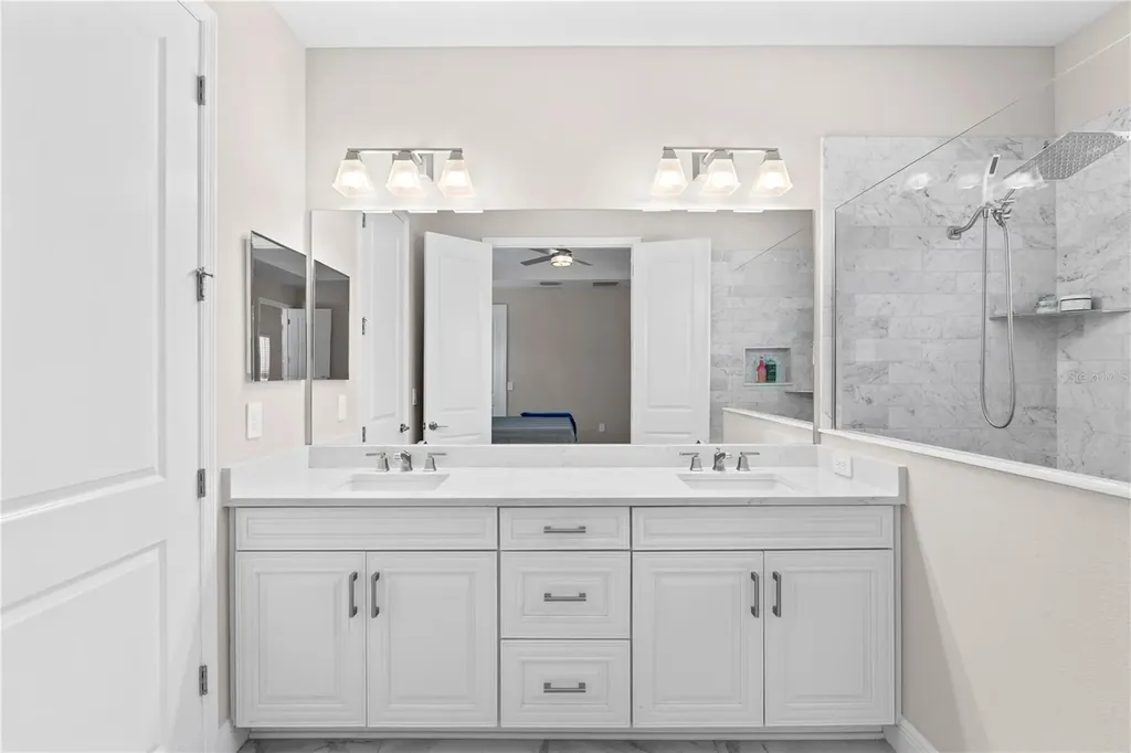 2570 Wild Cherry Path Sarasota FL 34240